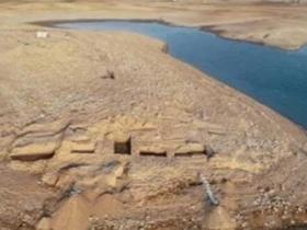 伊拉克水库古城，疑似3400年前宫殿遗址