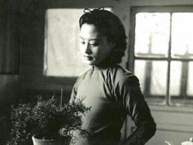 另类的茶馆，忙碌的女接线员！1939年日本人拍的北平女人
