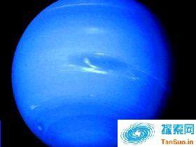 探索太阳系中天王星蓝色星体形成之谜