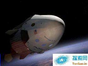 SpaceX计划将两名旅客送上月球：专家称旅途注定艰辛