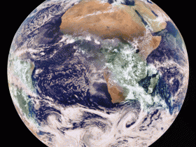 震撼!从太空看日环食期间大西洋上月球阴影