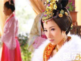 明宪宗爱上了万阿姨 他老爸后宫也有两位阿姨