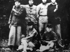 袁文才与贺子珍有着什么样的关系?