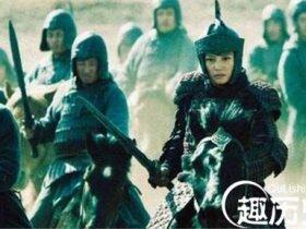 为何花木兰和战友同吃同住 没被发现她是女人?