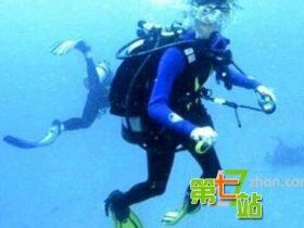 天花板男人 10张最诡异的照片胆小慎入!