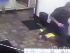 恐怖!英酒吧物品在管理员背后离奇滑倒