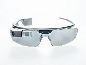 研究人员使用 Google Glass 来协助自闭症儿童改善社交困境