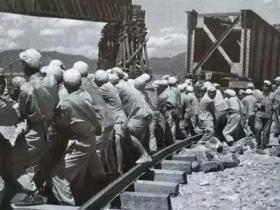打不断、炸不烂的钢铁运输线——抗美援朝战争中的铁路运输
