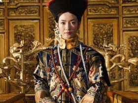清朝的后妃都是满族贵族中选出来的 皇帝是怎么选择的