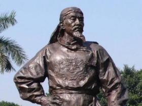 红军到达大渡河时 毛主席秘密看望了一位老人 然后他顺利过河