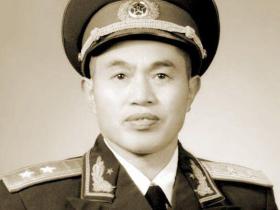皮定军在中原的突破有多好?周总理说:一个旅可以顶一个军