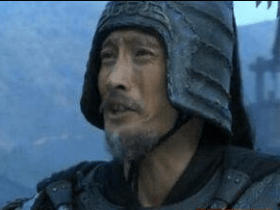 黄旭的生活是怎样的?他常用的武器是什么?