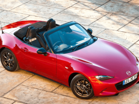 他借钱买豪车勾搭美女 短时间入侵30人 被捕后 他说他和他们有感情