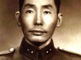 军长和政委都没有授衔,政治部主任却授衔少将,这是为什么?