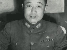 邱清泉兵团被围时 他的一个老师三次拒绝起义 被囚禁12年!