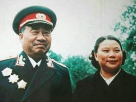 建国后十佳元帅的位置 朱的上司是第一位 第二位应该是
