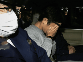 儿子突然没了消息 父母以为他要上班了 事实上 他在家里“躺”了19年