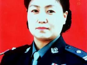 河南“神女警察”任长霞 首位女警察局长 为何意外身亡