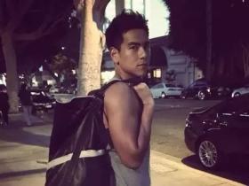 一个自律到极致的人会配得上开放的生活