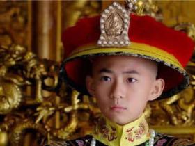 康熙亲政前为什么要一群孩子住在鳌拜