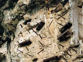 了解僰人悬棺之谜