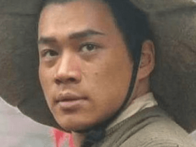 宋武在阳谷县的头相当于现在的哪个官员?工资多少?