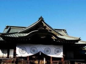 日本靖国神社供奉着三个中国人 一个是蒋介石 另外两个是意想不到的