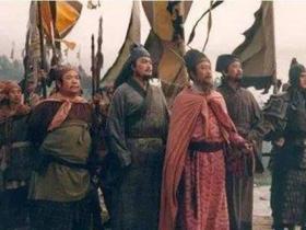 号称八十万禁军之首的林冲方 在官位上多大了