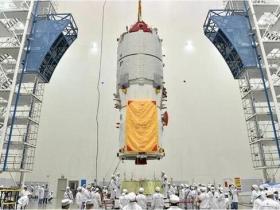 中国天舟2号货运飞船将搭载三人三个月的消耗品 总重量近6.64吨