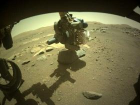 NASA的毅力号火星车终于成功钻取火星岩